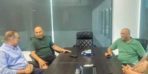 جهاز المنتخب يجتمع بعزام لمناقشة ترتيبات معسكر سبتمبر