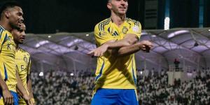 النصر يعطي الضوء الأخضر لرحيل لابورت وعملاق إسبانيا يترقب