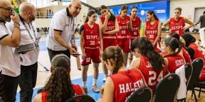 منتخب ناشئات السلة يهزم الكاميرون ويتأهل لنهائي الأفروباسكت للمرة الرابعة على التوالي 