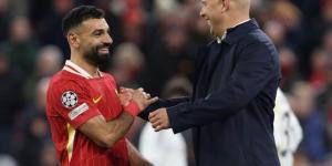 أرني سلوت يتغنى بمحمد صلاح بعد هدفه الحاسم ضد بيرنلي بالدوري الإنجليزي