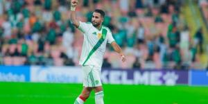 محرز يقود تشكيلة الأهلي المتوقعة في كلاسيكو الهلال 