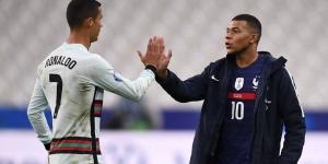 مبابي: "رونالدو قدوتي.. إنه يقدم لي النصائح ويساعدني"