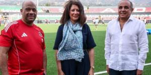سفيرة مصر في بوروندي تحضر مران الأهلي قبل موقعة إيجل نوار بدوري أبطال إفريقيا