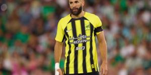 بنزيما يغيب عن اتحاد جدة أمام الشرطة العراقي بدوري أبطال آسيا