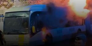 حريق يلتهم حافلة جماهير برشلونة قبل مواجهة كلوب بروج بدوري الأبطال