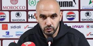 الركراكي: "ملّي كاتشوف الدّرارِي البارحْ خاسرِين بـ6 والجمهور كايصفّق فهَذا هو الجُمهور الّلي بغِينا"