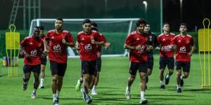 الأهلي يخوض مرانه على ملعب الكريكيت في أبو ظبي