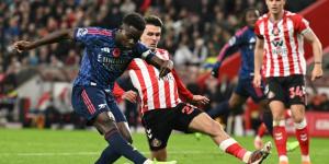 إثارة الدوري الإنجليزي مستمرة.. سندرلاند يوقف سلسلة انتصارات أرسنال ويجبره على التعادل