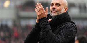 جوارديولا يكشف كيف عطل خطورة محمد صلاح بمباراة ليفربول ومانشستر سيتي