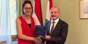 رئيس الدولي للسلاح يبحث سبل التعاون مع سفيرة المجر في مصر  