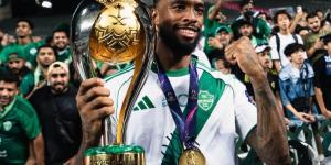 توتنهام يخطط للتعاقد مع إيفان توني