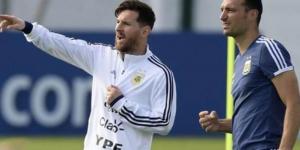 رئيس الاتحاد الأرجنتيني لكرة القدم يحسم مستقبل مدرب التانجو