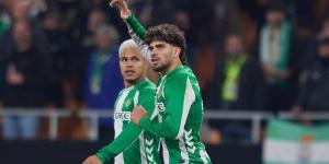 الدوري الأوروبي/ الزلزولي يقود ريال بيتيس للفوز على أوتريخت (2-1) في مباراة شهدت إصابة أمرابط والكرواني