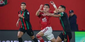 "الكاف" يعلن إدانته الشديدة لما اعتبرته خروقات خطيرة لقواعد السلامة والأمن في مباراة الجيش والأهلي مع إحالة الملف على اللجنة التأديبية