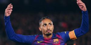 رافينيا لا يتعامل مع أي وكيل أعمال واللاعب لا يفكر في الرحيل عن برشلونة