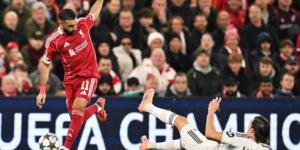 مدرب إنجلترا يهاجم جيمي كاراجر بعد انتقاده لمحمد صلاح