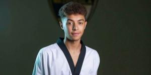 معتز بالله عاصم يتوج بالميدالية الذهبية في بطولة العالم للتايكوندو تحت 21 عامًا