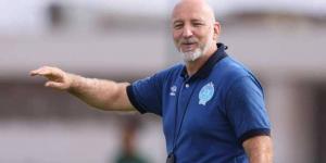 مواجهة "محتملة" بين الرجاء ومدربه السابق زفيكو بعد اقتراب الوحدة السعودي من التعاقد مع المدرب البوسني