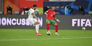 شويعر: "سعيد بتقديم شيء إيجابي للمنتخب المغربي ويجب أن نظل صامدين للفوز باللقب"