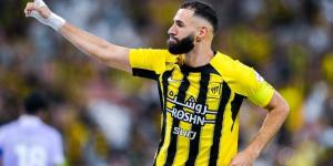 مدرب فرنسا يرفض الرد على تصريحات بنزيما بشأن جاهزيته لكأس العالم 2026.. تقارير