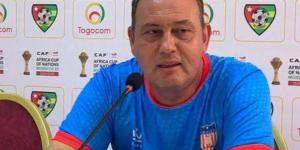 مدرب زيمبابوي: سنواجه منتخب تخشاه معظم منتخبات العالم.. وربما نلتقي معًا في النهائي (حوار)