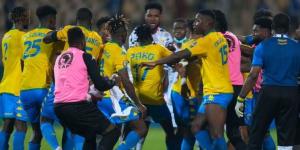 التشكيل المتوقع لمواجهة الكاميرون والجابون في أمم أفريقيا.. هل يشارك مبيومو؟