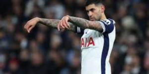 الاتحاد الإنجليزي يتهم روميرو بسوء التصرف بعد طرده أمام ليفربول