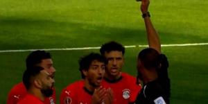 بعد طرد محمد هاني .. تحذير لثنائي منتخب الفراعنة من الغياب أمام أنجولا (لائحة)