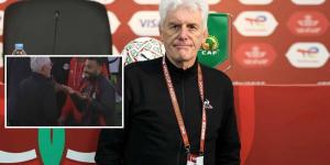 بروس (مدرب جنوب أفريقيا): "ركلة جزاء مصر؟ حتى محمد صلاح أكد لي بعد المباراة أنها لم تكن صحيحة"