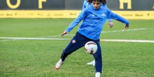 تفاصيل تطورات الأهلي لاستعارة مروان عثمان من سيراميكا كليوباترا "خاص"