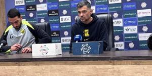 كونسيساو ينتقد حكم مباراة ضمك.. ويعد بتصحيح الأخطاء 