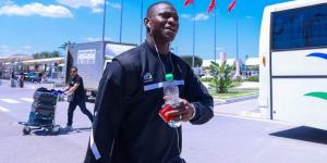 فالنسيا الإسباني يجهز عرضاً رسمياً لضم أليو ديانج من الأهلي (خاص)