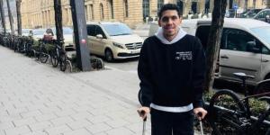محمد حمدي يغادر ألمانيا بعد جراحة الرباط الصليبي