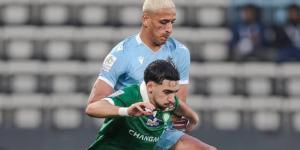 البطولة الاحترافية/ الرجاء الرياضي المنقوص عدديا يعود بنقطة التعادل من ميدان اتحاد تواركة (1-1)