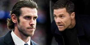 بيل يكشف سبب إخفاق ألونسو: "في ريال مدريد لا تحتاج أن تكون مدربًا فقط"