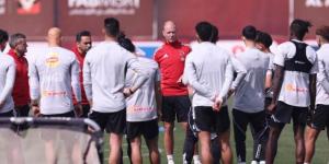 تفاصيل مران الأهلي الختامي قبل السفر إلى الجزائر لمواجهة شبيبة القبائل