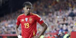 يامال عن حلم التتويج بكأس العالم: "الطريق لا يزال طويلًا"