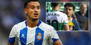 "لقد جئت هنا في قارب".. الهيلالي يتعرض لعبارات عنصرية من طرف رافا مير خلال مواجهة إسبانيول وإلتشي