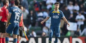 الجامعة تعلن عن تضامنها مع عمر الهلالي بعد تعرضه لعبارات مسيئة في الدوري الإسباني