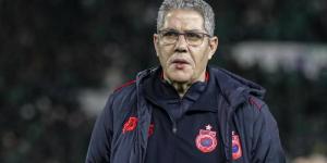 خطوي (مدرب أولمبيك آسفي): "لم نقم بالتراجع للدفاع أمام الوداد وثقتي بالتأهل كانت كبيرة"