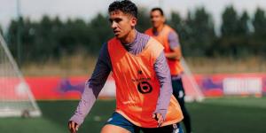 صحراوي يعود إلى تداريب ليل الجماعية بعد غياب دام لشهرين بسبب الإصابة