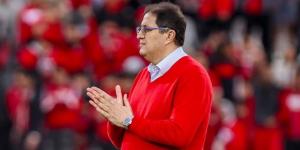 بعض لاعبي الوداد يقدمون طلبا مباشرا لآيت منا بالحصول على تحفيزات مادية