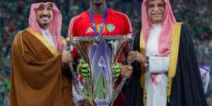 الفيصل يهنئ الأهلي بالتتويج القاري