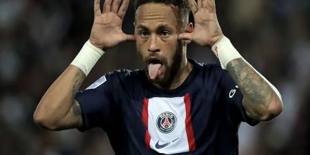 Neymar angers fellow Brazilians: He supports fascists