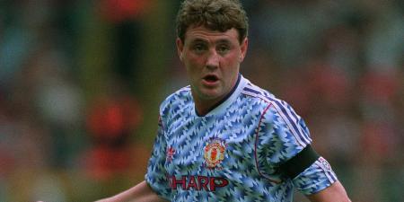 My favourite shirt with Joe Marler: I'm a Brighton fan until I die, but Man United's iconic away kit in the early 90s was proper retro... I just love it!