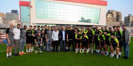 تفاصيل جلسة حسين لبيب مع لاعبي الزمالك بعد الفوز بالقمة