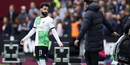 Ally McCoist slams Mo Salah for publicly berating Jurgen Klopp and offers his view on the forward's future... but Peter Crouch sympathises with 'fuming' Egyptian