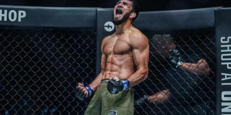 التركي خليل أمير يتطلع للفوز بالميدالية الذهبية في بطولة ون Fight Night 22
