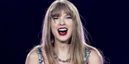 Taylor Swift's Lisbon tour rider revealed: Star demands dressing room filled with Swarovski crystals, at least 100 bottles of wine and a daily delivery of iced tea and pumpkin bread