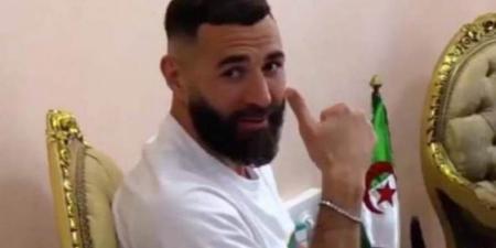 كريم بنزيما يصل الجزائر لحضور مباراة الخضر وغينيا بتصفيات كأس العالم